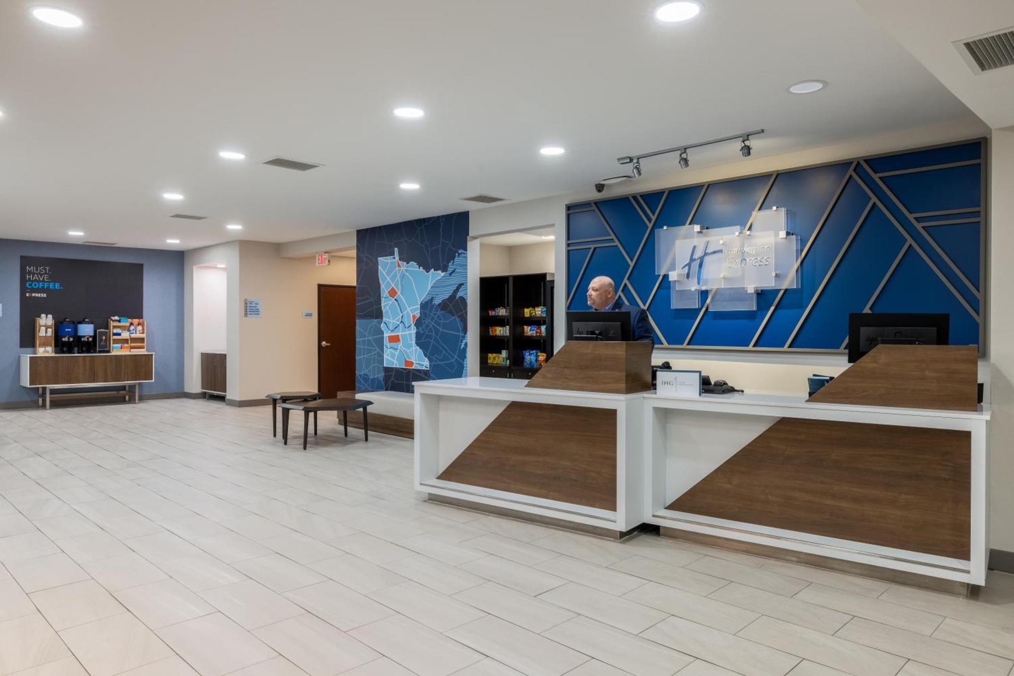 Holiday Inn Express Rochester South - Mayo Area By Ihg Exterior foto